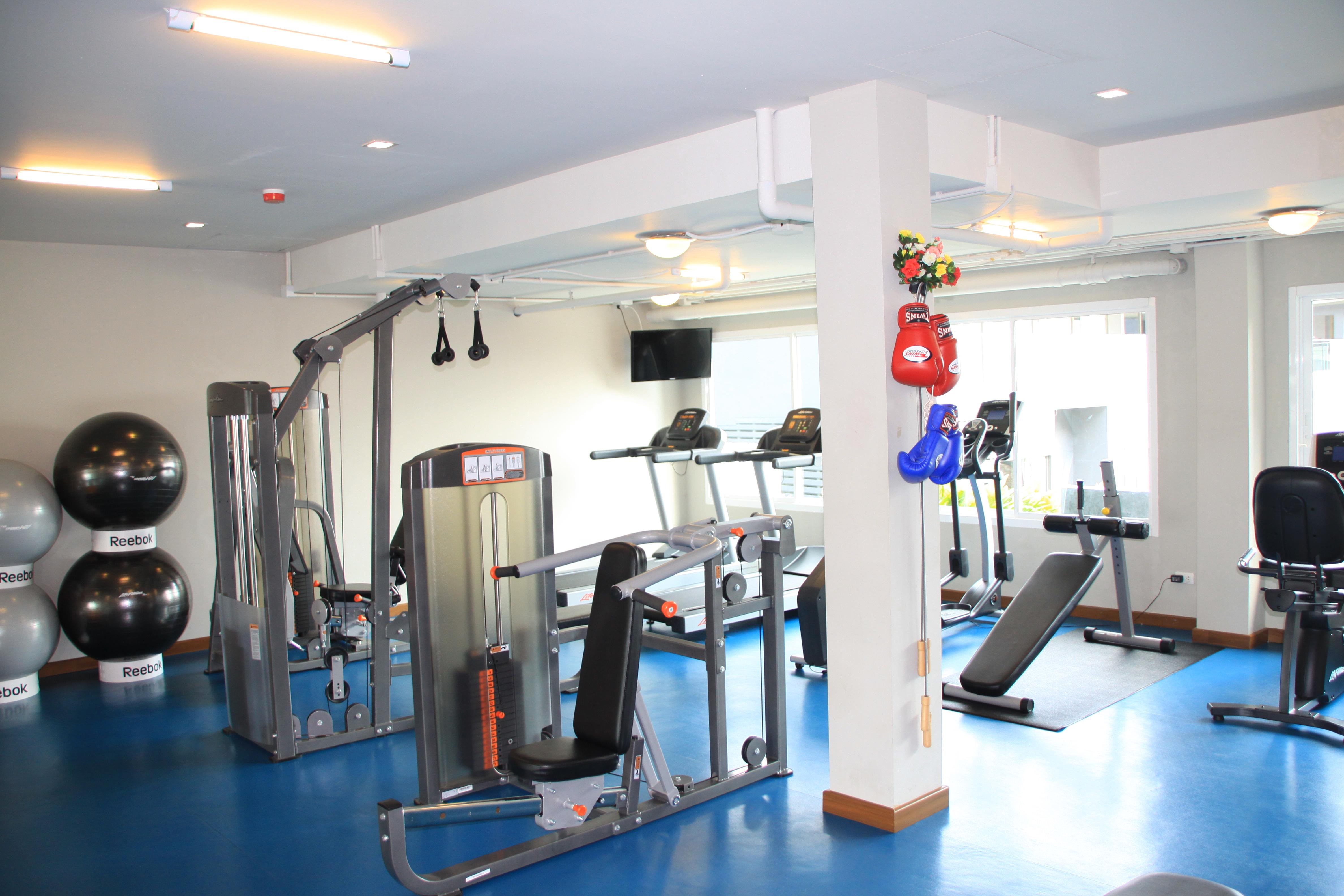 Kalima Resort&Spa - SHA Plus Patong Exterior foto The gym at the hotel